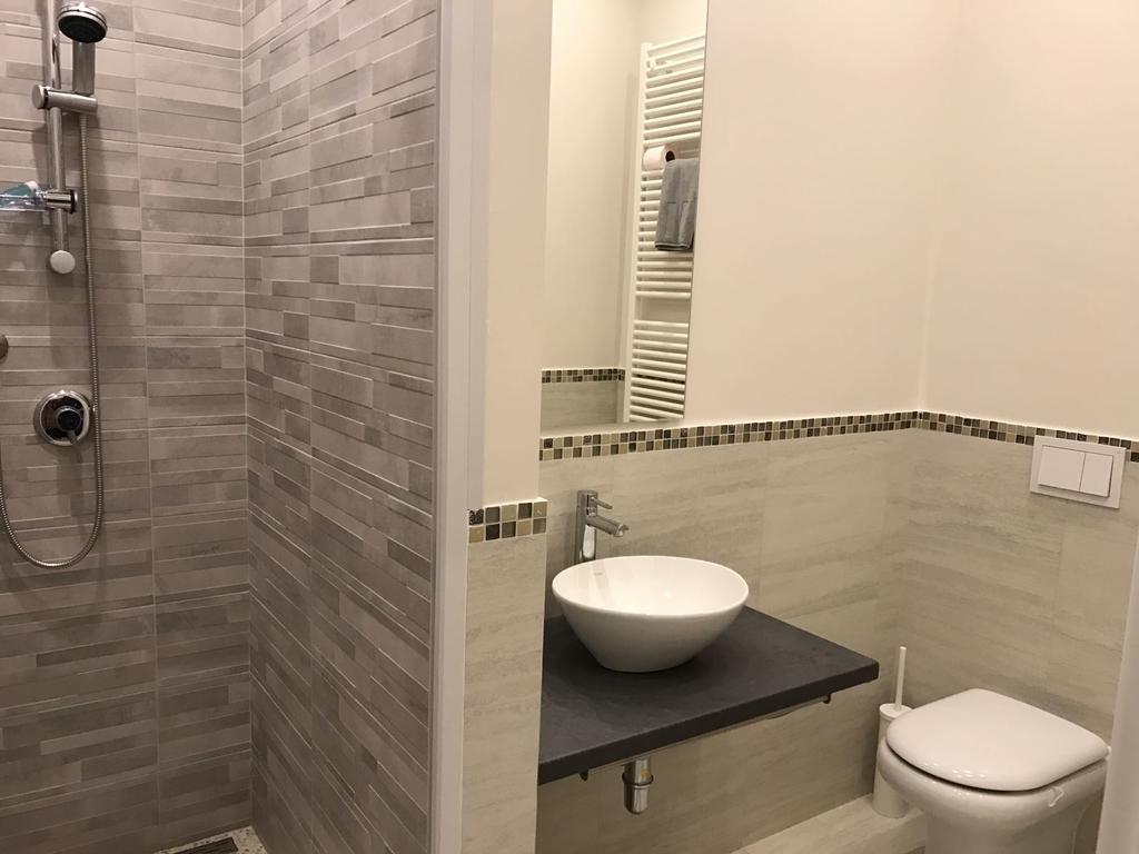 Dimora Spina In Centro Hotel Campobasso Bagian luar foto