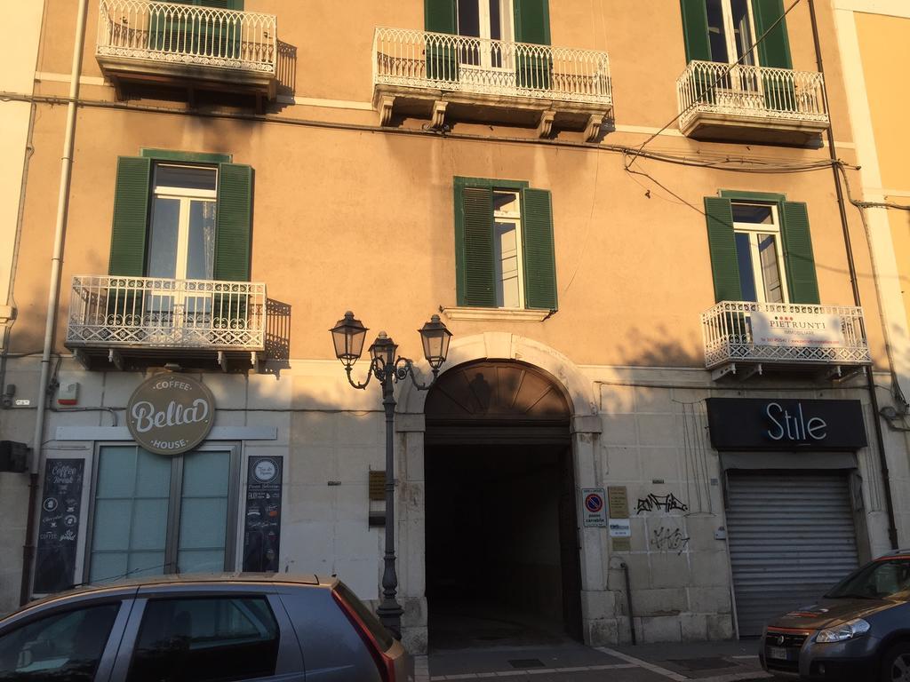 Dimora Spina In Centro Hotel Campobasso Bagian luar foto